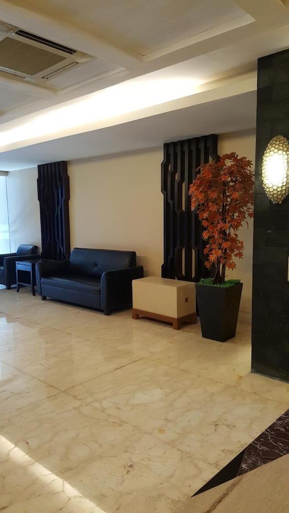 Rota International Hotel Jakarta Exteriör bild