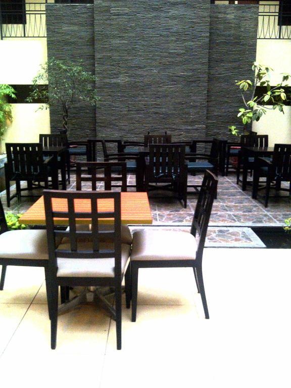 Rota International Hotel Jakarta Exteriör bild