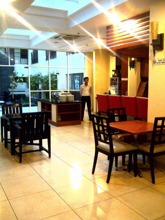 Rota International Hotel Jakarta Exteriör bild