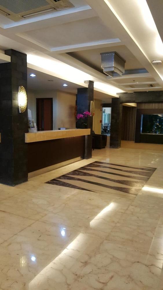 Rota International Hotel Jakarta Exteriör bild