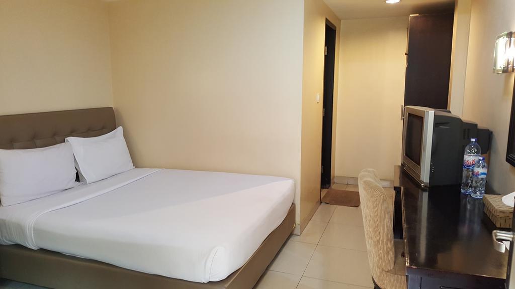Rota International Hotel Jakarta Exteriör bild
