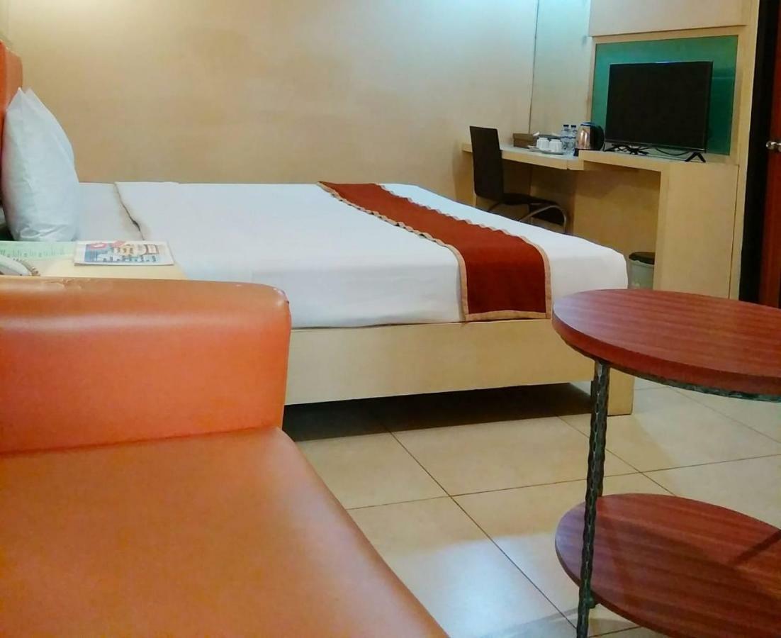 Rota International Hotel Jakarta Exteriör bild